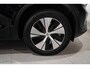 Volvo XC40 T4 Plug-in hybrid Plus Dark Automaat 210PK| 1800kg Trekgewicht | Adaptive Cruise & Pilot Assist | Navigatie |Volvo On Call |Stoel & Stuurverwarming| Harman & kardon Audio| Parkeer Camera | Elek Verstelbare Voorstoelen incl Mem.|
