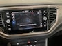 Volkswagen T-Roc 1.5 TSI Style Adaptive Cruise C. | CarPlay | Park Assist V&A | DAB+ | Airco | Bleutooth Draadloos tel lader | Adaptive Cruise C. | CarPlay | Park Assist V&A | DAB+ | Airco | Bleutooth Draadloos tel lader |