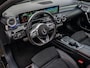 Mercedes-Benz A-klasse A200 AMG Line Pano Apple CP Camera