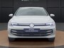 Volkswagen Golf 1.5 eHybrid Style Edition | Navigatie | Head-up | Trekhaak | IQ-Light | Stuur-/Stoelverw. |