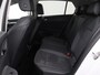 Volkswagen Golf 1.5 eHybrid Style Edition | Navigatie | Head-up | Trekhaak | IQ-Light | Stuur-/Stoelverw. |