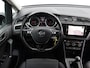Volkswagen Touran 1.4 TSI Comfortline Business | Trekhaak | Camera | Carplay & Android Auto | Stoelverwarming | Navigatie | Adaptive Cruise |