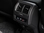 Volkswagen Touran 1.4 TSI Comfortline Business | Trekhaak | Camera | Carplay & Android Auto | Stoelverwarming | Navigatie | Adaptive Cruise |