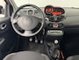 Renault Twingo 1.2 16V Dynamique | Clima | Cruisecontrol | Verstelbare achterbank |