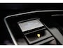 Volkswagen Golf 1.5 eTSI R-Line Edition 150pk DSG Automaat, Panoramadak, LED matrix koplampen, Harman Kardon sound, Stoelverwarming, Adaptive cruise control, Navigatie, App connect, Stoelverwarming, Side assist
