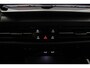 Volkswagen Golf R-Line Edition 1.5 eTSI 150pk DSG Automaat Panoramadak, Harman Kardon audio, LED matrix koplampen, Adaptive cruise control
