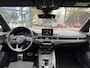 Audi A4 Avant 35 TFSI Sport S line black edition UNIEKE KLEUR| ELEK. TREKHAAK| ELEK. KLEP| S-LINE BINNEN- BUITEN | RIJKLAAR INCL. 12 MND BOVAG GARANTIE