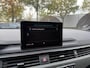 Audi A4 Avant 35 TFSI Sport S line black edition UNIEKE KLEUR| ELEK. TREKHAAK| ELEK. KLEP| S-LINE BINNEN- BUITEN | RIJKLAAR INCL. 12 MND BOVAG GARANTIE