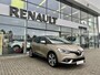 Renault Scenic 1.3 TCe 140 Intens | Trekhaak | Panoramadak | Camera + Parkeersensoren | Easy Park Assist | Navigatie | Climate Control | Lichtmetaal | Licht/Regensensor | Blindspot | Reservewiel | Apple CarPlay/Android Auto