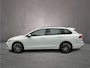 Volkswagen Golf Variant Life Business 1.0 eTSI 110pk DSG Automaat Adaptive cruise control, Navigatie, Parkeersensoren, Stoelverwarming, LED koplampen, Keyless start