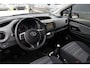 Toyota Yaris 1.3 VVT-i Aspiration |stoelverwarming| Bluetooth | LM velgen |
