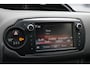 Toyota Yaris 1.3 VVT-i Aspiration |stoelverwarming| Bluetooth | LM velgen |