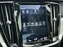 Volvo S60 2.0 T6 AWD Twin Engine R-Design / Navi / Cruise-adap / Harman Kardon / Lederen Int / Panorama schuifdak / Carplay  / Apk 04-2026