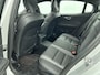 Volvo S60 2.0 T6 AWD Twin Engine R-Design / Navi / Cruise-adap / Harman Kardon / Lederen Int / Panorama schuifdak / Carplay  / Apk 04-2026