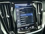 Volvo S60 2.0 T6 AWD Twin Engine R-Design / Navi / Cruise-adap / Harman Kardon / Lederen Int / Panorama schuifdak / Carplay  / Apk 04-2026