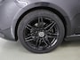 Mercedes-Benz V-klasse 300d XL L3 | AVANTGARDE EDITION | AMG | DUBBEL CABINE | 360 CAMERA | DISTRONIC + | BURMESTER | ALARM | 2X ZIJSCHUIFDEUR | LEDER | NAVIGATIE | CARPLAY / ANDROID AUTO | DEALER ONDERHOUDEN