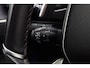 Peugeot 3008 1.6 e-THP GT Line 165 PK | Automaat | Trekhaak | 1550 KG Trekvermogen | Camera | Parkeersensor | Handsfree Achterklep | Climate Control | Navigatie | Licht Metalen Velgen | Bluetooth