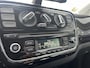 Volkswagen Up! 1.0 high up! 75PK AIRCO+NAVI+LMV INRUILKOOPJE