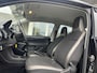 Volkswagen Up! 1.0 high up! 75PK AIRCO+NAVI+LMV INRUILKOOPJE