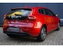 Volvo V40 1.5 T2 Polar+ | Stoelverwarming | Cruise Control | Parkeersensoren achter