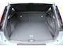 Volvo XC40 1.5 T3 Momentum | Lichtmetalen Velgen 18" | Rijstrooksensor Met Correctie | Uitwijk Assistent | Apple Carplay | Electronic Climate Controle | Voorstoelen Verwarmend | DAB Ontvanger | Sensus Connect Met High Performance Audio | Achteruitrijcamera | Achterbank Elektrisch Neerklapbaar |