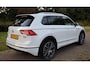 Volkswagen Tiguan 2.0 TSI 4Motion R-Line*Pano*Adaptive Cruise*180PK*1e eig*Enz*
