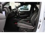 Volvo C40 Recharge Twin Ultimate 82 kWh | Glazen dak | Semi Elek. Trekhaak | 360° camera | Kunstlederen bekleding | Blind Spot | Extra getint glas | Verwarmbare voorstoelen | Verwarmbaar stuurwiel | Harman Kardon audio | 20'' Lichtmetalen velgen | Alarmklasse 3 | Google Maps Navigatie |