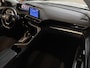 Peugeot 3008 1.2 PureTech Blue Lease Executive Automaat, Navigatie, PDC