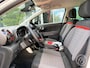 Citroën C3 Aircross 130pk EAT6 Shine | trekhaak, parkeersensoren v en a, camera, 16 inch velgen, navigatie, dab, verwarmde voorstoelen, verwarmde voorruit, cruise control