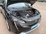 Peugeot 5008 1.2 Turbo 130pk EAT8 Automaat Active Pack | verw. voorstoelen, dab, 17 inch velgen, parkeersensoren v&a, navigatie via apple carplay of android auto