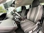 Peugeot 5008 1.2 Turbo 130pk EAT8 Automaat Active Pack | verw. voorstoelen, dab, 17 inch velgen, parkeersensoren v&a, navigatie via apple carplay of android auto