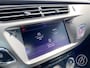DS 3 1.2 Turbo 110pk So Chic | parkeersensoren, navigatie, 17 inch velgen, led koplampen, touchscreen audio unit, armsteun, climate- en cruise control