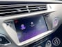 DS 3 1.2 Turbo 110pk So Chic | parkeersensoren, navigatie, 17 inch velgen, led koplampen, touchscreen audio unit, armsteun, climate- en cruise control