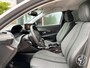 Peugeot 208 1.2 Turbo 100pk Allure Pack | adaptive cruise, dodehoekdetectie, camera, navigatie, 16 inch velgen, keyless, pdc v&a, apple, android, lane keeping