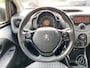 Peugeot 108 1.0 e-VTi 72pk 5D Active | radio met bluetooth, dab, airconditioning, getinte ramen, toerenteller. elek ramen voor en verstelbare buitenspiegels,