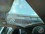 Citroën C3 1.2 82pk Shine | panoramadak, navigatie via apple carplay of android auto, 16 inch velgen, verw. voorstoelen, parkeersensoren, climate- en cruise