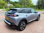 Peugeot e-2008 EV 50kWh 136pk Allure Pack | camera, parkeersensoren, navigatie, dab, 17 inch velgen, apple, android, keyless, climate- en cruise control