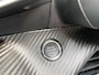 Peugeot e-2008 EV 50kWh 136pk Allure Pack | camera, parkeersensoren, navigatie, dab, 17 inch velgen, apple, android, keyless, climate- en cruise control