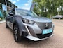 Peugeot e-2008 EV 50kWh 136pk Allure Pack | camera, parkeersensoren, navigatie, dab, 17 inch velgen, apple, android, keyless, climate- en cruise control