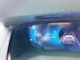 Peugeot e-2008 EV 50kWh 136pk Allure Pack | camera, parkeersensoren, navigatie, dab, 17 inch velgen, apple, android, keyless, climate- en cruise control