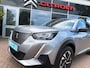 Peugeot e-2008 EV 50kWh 136pk Allure Pack | camera, parkeersensoren, navigatie, dab, 17 inch velgen, apple, android, keyless, climate- en cruise control