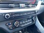 Kia Niro 1.6 GDi Hybrid 141pk DCT6 DynamicLine | trekhaak, climate control, 16" lichtmetalen velgen, parkeersensoren, camera, mirrorscreen functie smartphone