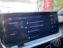 Peugeot 2008 1.2 Hybrid 136pk e-DCS6 GT | adaptive cruise, camera,pdc, 17 inch velgen, navigatie, draadloos apple carplay of android auto, two tone kleur, climate