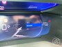 Peugeot 2008 1.2 Hybrid 136pk e-DCS6 GT | adaptive cruise, camera,pdc, 17 inch velgen, navigatie, draadloos apple carplay of android auto, two tone kleur, climate