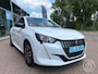 Peugeot 208 1.2 Turbo 100pk Allure Pack | adaptive cruise, keyless, verw. voorstoelen, navigatie via apple carplay of android auto, camera, 16 inch velgen, pdc
