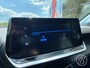 Peugeot 208 1.2 Turbo 100pk Allure Pack | adaptive cruise, keyless, verw. voorstoelen, navigatie via apple carplay of android auto, camera, 16 inch velgen, pdc