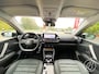 Citroën C4 1.2 Hybrid 145pk e-DCS6 Automaat Plus | camera, parkeersensoren, navigatie, apple carplay, android auto, lane keeping, dab, sportieve 18 inch wieldop