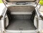 Peugeot 2008 1.2 Hybrid 136pk e-DCS6 Allure | camera , parkeersensoren voor en achter, navigatie, draadloos apple of android, adaptive cruise, 17 inch velgen