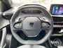 Peugeot 2008 1.2 Hybrid 136pk e-DCS6 Allure | camera , parkeersensoren voor en achter, navigatie, draadloos apple of android, adaptive cruise, 17 inch velgen