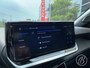 Peugeot 2008 1.2 Hybrid 136pk e-DCS6 Allure | camera , parkeersensoren voor en achter, navigatie, draadloos apple of android, adaptive cruise, 17 inch velgen